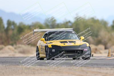 media/Jan-03-2026-SCCA SD (Sat) [[c9b9d14034]]/1-Advanced Group/Session 4 (Turn 7)/